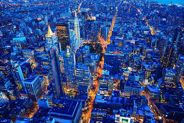 skyline di new york, manhattan, usa - manhattan new york city night skyline foto e immagini stock