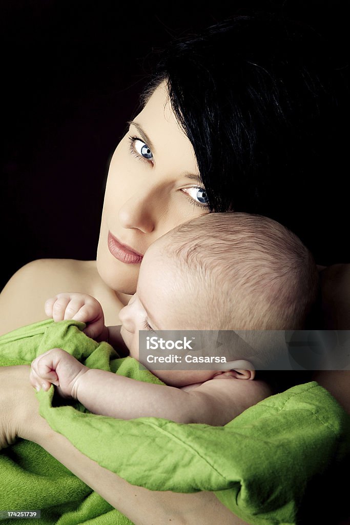 母と babygirl - 1歳未満のロイヤリティフリーストックフォト