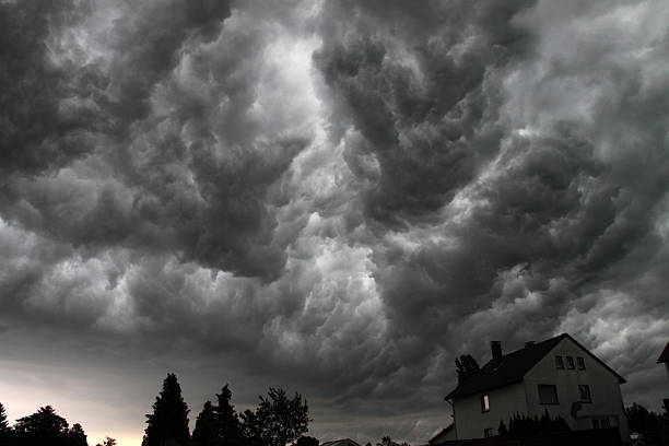 burza chmury - sommergewitter zdjęcia i obrazy z banku zdjęć