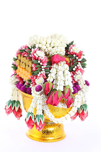 istock flower decorated on tray with pedestal 174275262