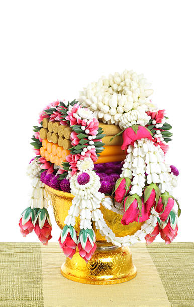 istock flower decorated on tray with pedestal 174275464