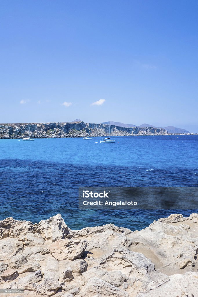 Italie, la Sicile, Favignana island, Cala Rossa. - Photo de Bleu libre de droits