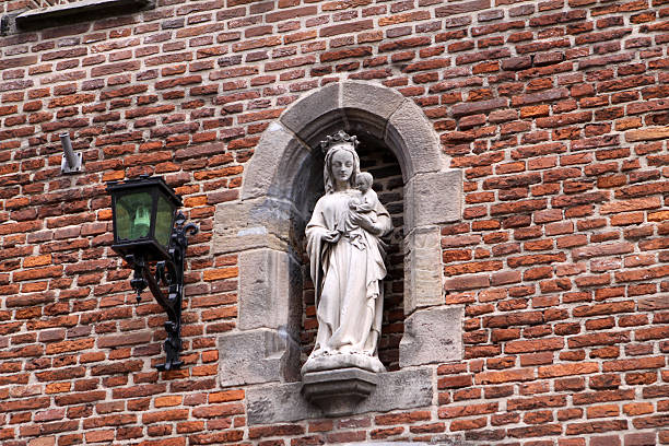 Maria and Jesus Statue in Hertogenbosch