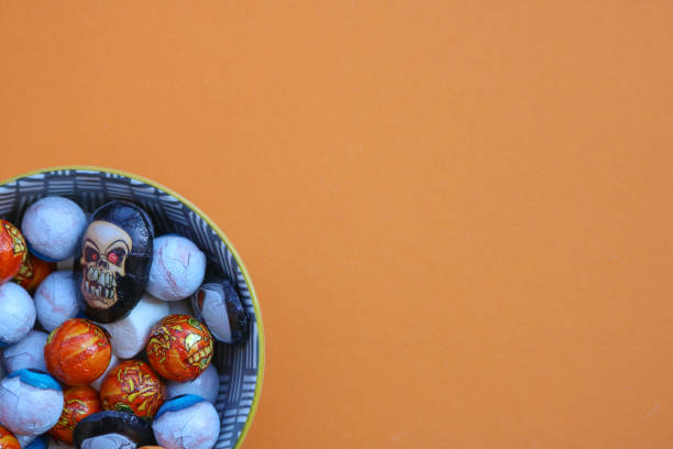 istock Halloween season 1742888326