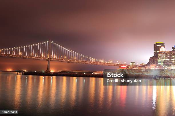 San Francisco Bay Bridge Od Embarcadero - zdjęcia stockowe i więcej obrazów Bez ludzi - Bez ludzi, Droga, Droga publiczna