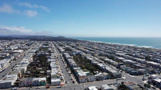 istock Drone View of Scenic Ocean Beach in San Francisco, CA 1743029995