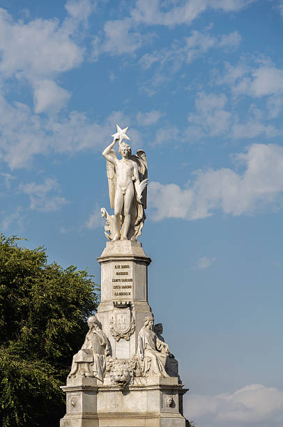 istock Statue in Pla del Palau, Barcelona. Spain. 174315869