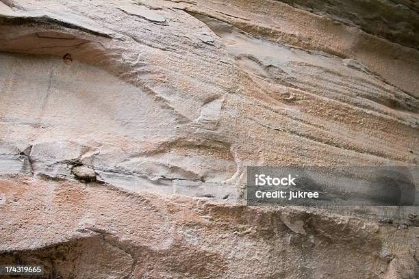 Muro Di Pietra Presso Patam Di Ubonratchathani Tailandia - Fotografie stock e altre immagini di Archeologia