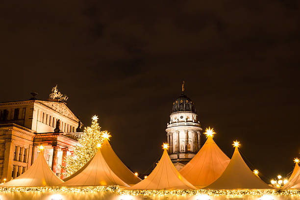 istock christmas market 174327742