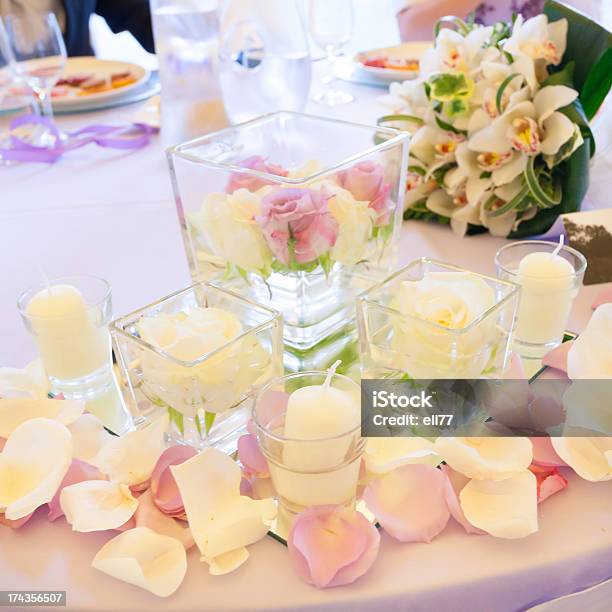 Matrimonio Candela - Fotografie stock e altre immagini di Bicchiere - Bicchiere, Bouquet, Bruciare