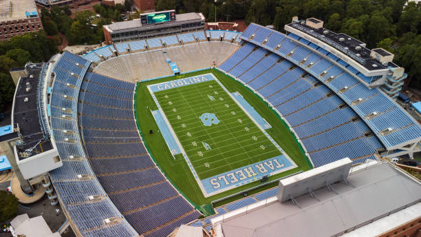 Kenan Stadium, home of the University of North Carolina Tar Heels football team. Chapel Hill, NC - October 6, 2023: Kenan Stadium, home of the University of North Carolina Tar Heels football team. university of north carolina stock pictures, royalty-free photos & images