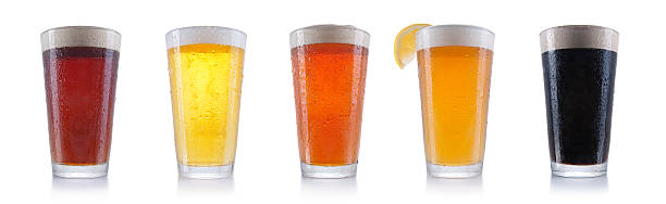 cinco litro de cerveza - close to cold colors color image fotografías e imágenes de stock
