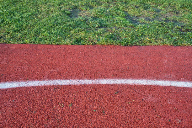 javelin throwing line marking on an athletics track outdoors - javelin sport photography outdoors imagens e fotografias de stock