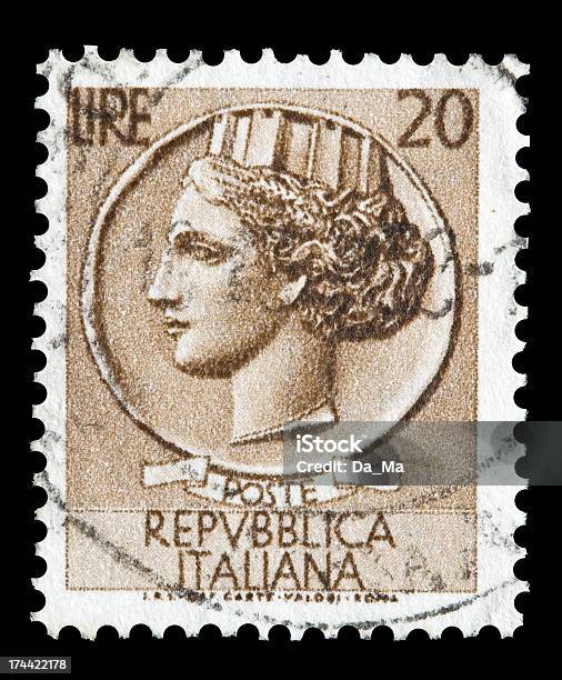 Francobollo Italia Turrita Serie 20 Lire - Fotografie stock e altre immagini di Adulto - Adulto, Alfabeto, Allegoria