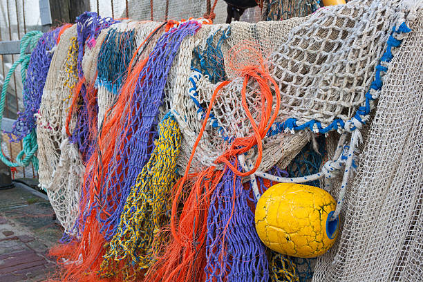 sieci rybackich - commercial fishing net fishing net fishing fishing industry zdjęcia i obrazy z banku zdjęć