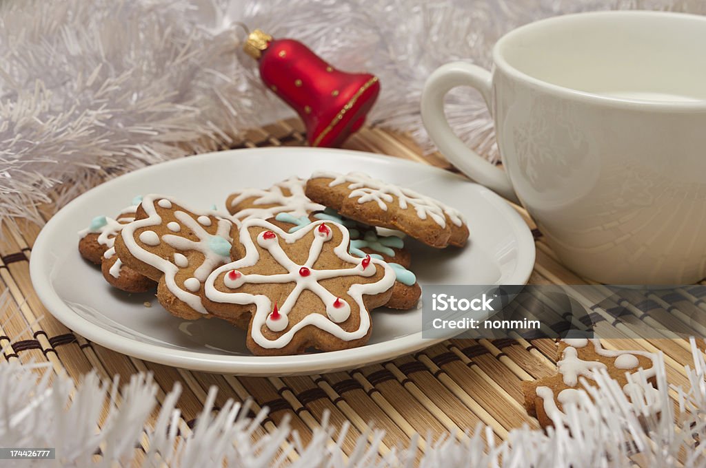 Ist Sugar Kekse und Milch für Santa - Lizenzfrei Biegung Stock-Foto