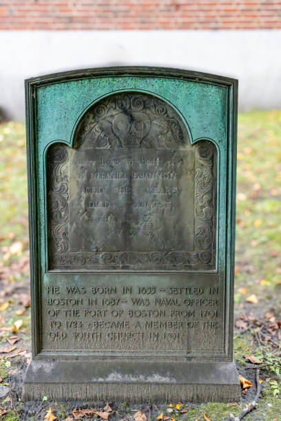 istock Tomb in Granary Burying Ground in Boston 1744277984