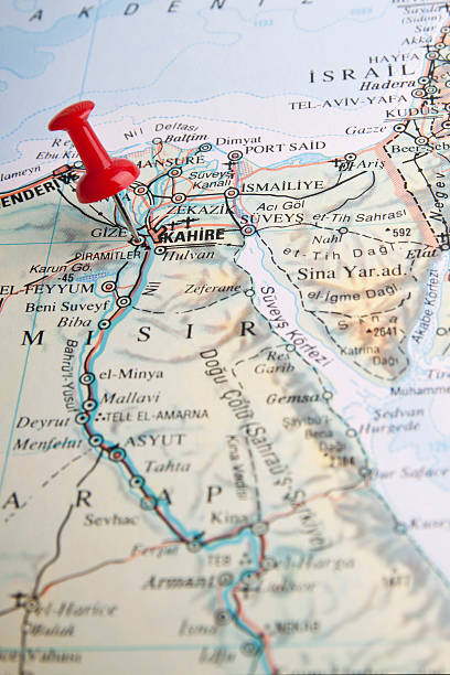 istock traveling in the report 174434733