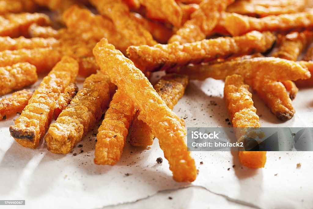 Organic patate dolci fritte Cripsy - Foto stock royalty-free di Alimentazione sana