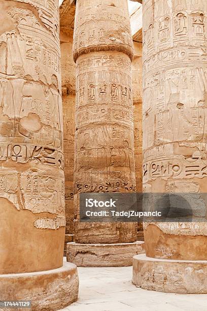 핵심사항 In Karnak 관자놀이 0명에 대한 스톡 사진 및 기타 이미지 - 0명, 기둥-건축적 특징, 돌-건축자재