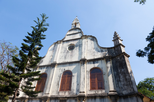 St. Francis church, where Vasco da Gama was originally buried. Kochi, Kerala, India.  http://freeweb.siol.net/yupi303/istock/banner-india.jpg