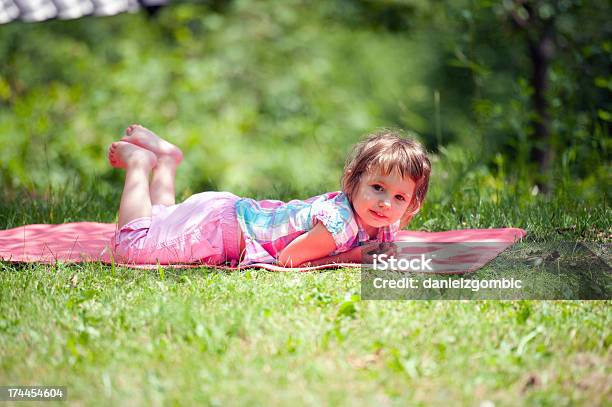Foto de Verão De Criança e mais fotos de stock de 2-3 Anos - 2-3 Anos, Atividade Recreativa, Bem-estar