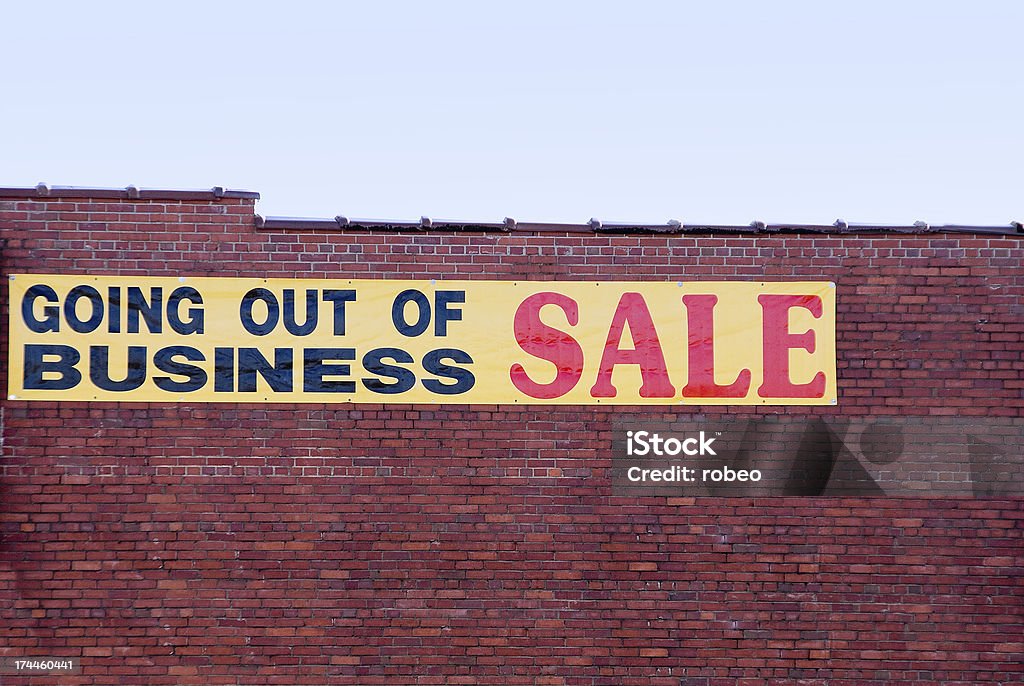 Dejar el negocio - Foto de stock de Going Out Of Business - Refrán en inglés libre de derechos