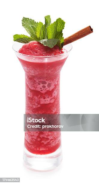 Photo libre de droit de Cocktail À La Framboise banque d'images et plus d'images libres de droit de Aliments et boissons - Aliments et boissons, Bien-être, Boire