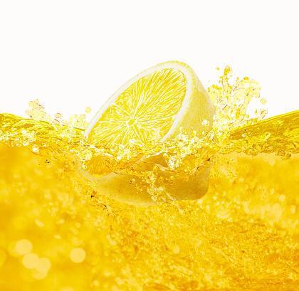 lemon splashing