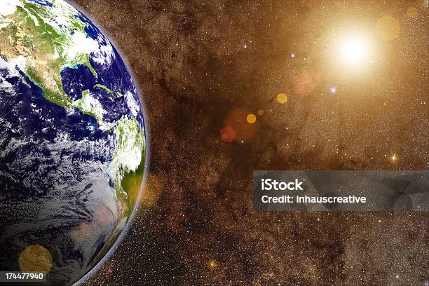 Photo libre de droit de Rendu 3dgrande Star Terre banque d'images et plus d'images libres de droit de Espace cosmique - Espace cosmique, Globe terrestre, Halo lumineux