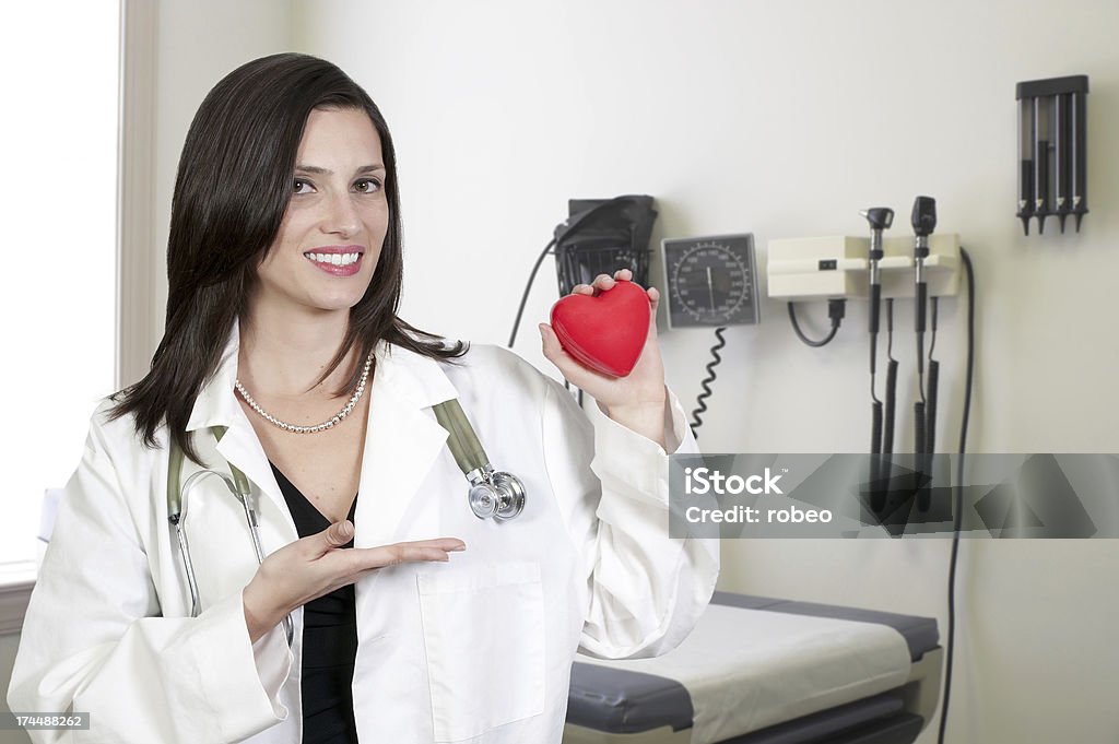 Feminino Cardiologista - Foto de stock de Adulto royalty-free