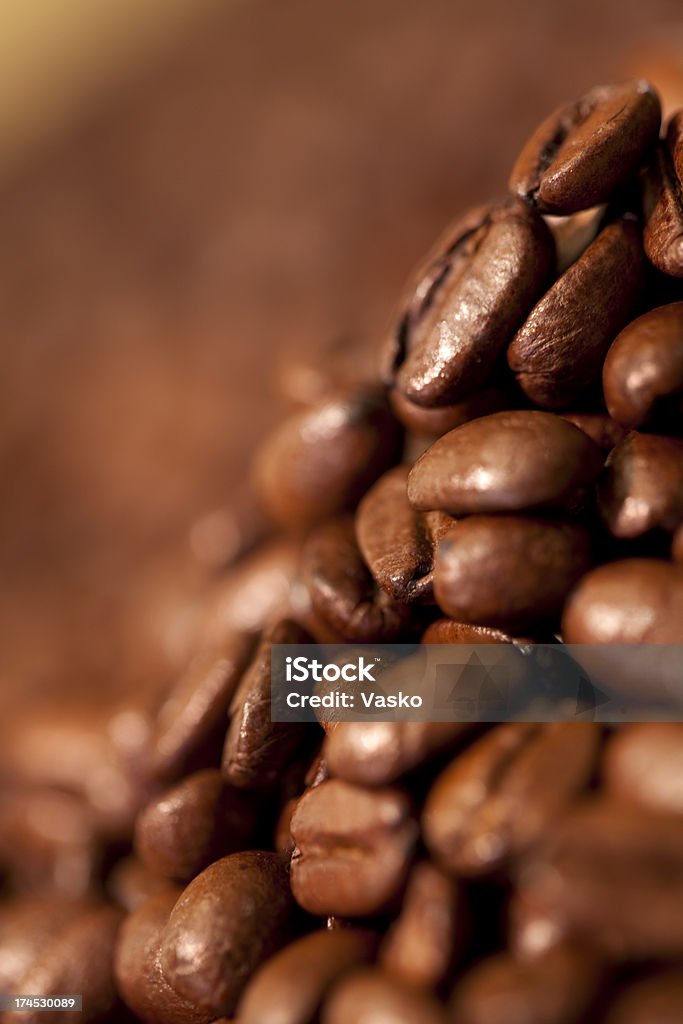 Кофе в зернах - Стоковые фото Без людей роялти-фри