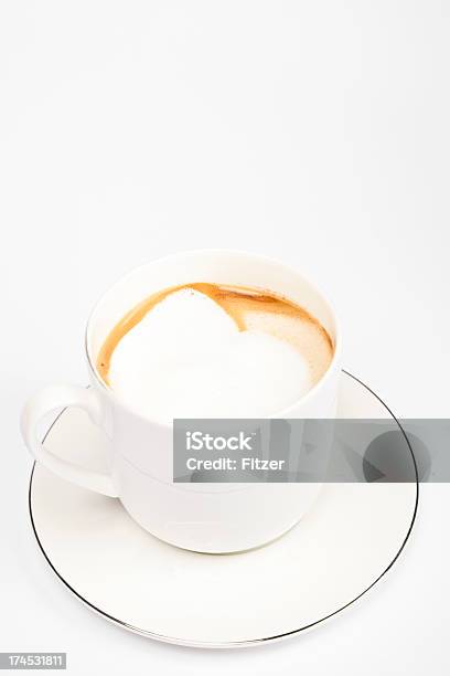 Cappuccino - Fotografias de stock e mais imagens de Bebida - Bebida, Branco, Café - Bebida