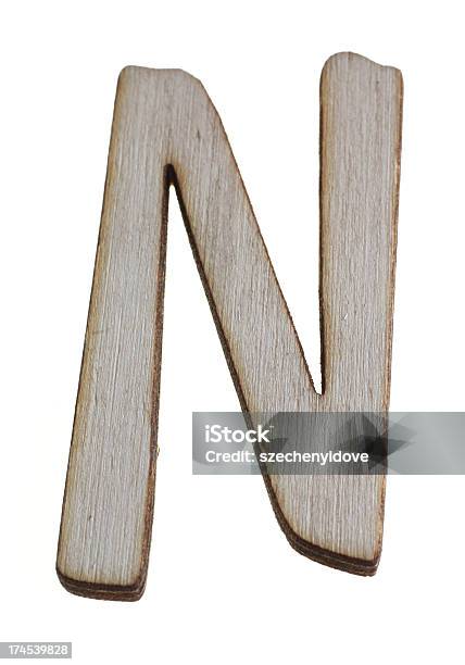 Treen Capital Letter N Stockfoto und mehr Bilder von Alphabet - Alphabet, Alphabetische Reihenfolge, Buchstabe N