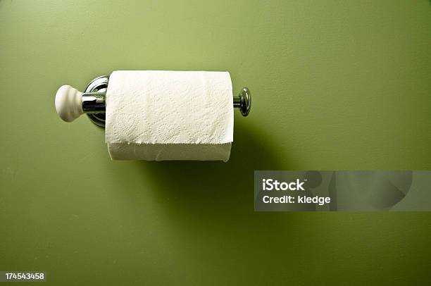 Papier Toaletowy - zdjęcia stockowe i więcej obrazów Bez ludzi - Bez ludzi, Biały, Fotografika