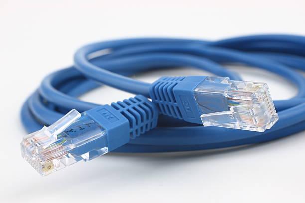 conector macho de conexión de red - cat5 rj45 cable network connection plug fotografías e imágenes de stock