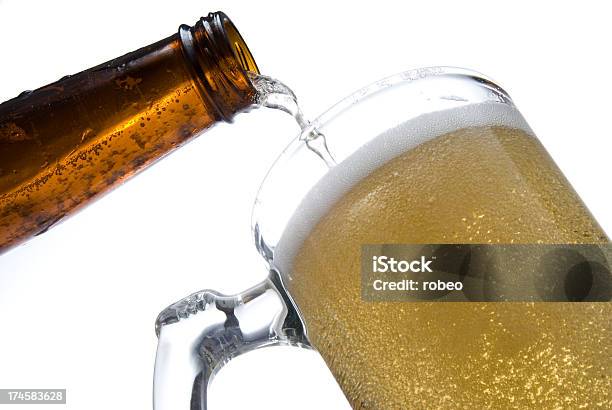 Cerveja - Fotografias de stock e mais imagens de Cerveja - Cerveja, Sem álcool, Bebida