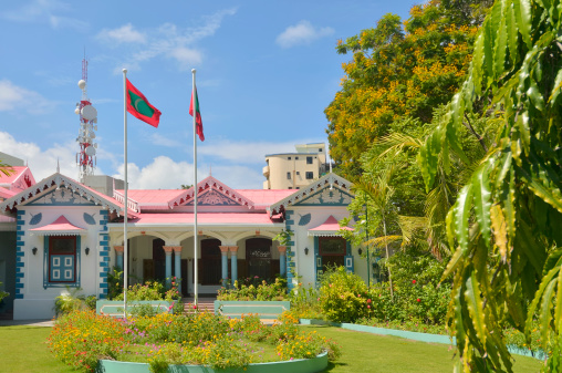 This building started out life as the Sultan's Palace in the Maldives Archipelago and is now the official residence of the President used for state affairs but is a little too close to the road and other buildings for a live in residence.