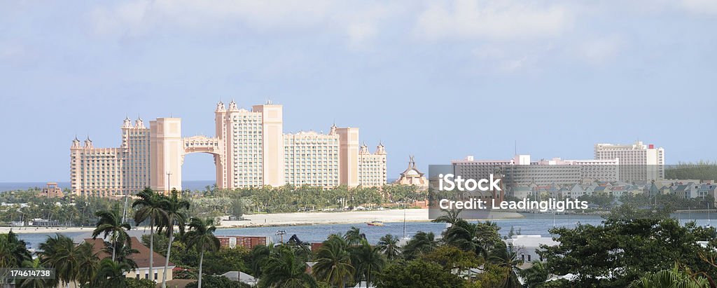 Sur Paradise Island, l'Atlantis Hotel & Marina - Photo de Atlantis Paradise Island libre de droits
