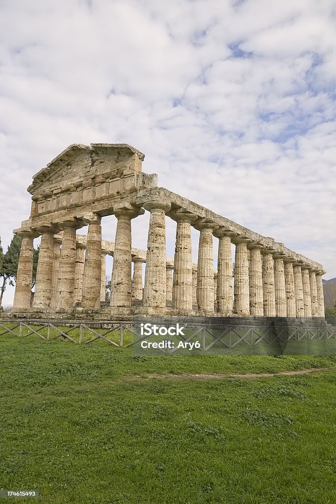 Tempio di Atena (Paestum, Italia - Foto stock royalty-free di Antica Grecia