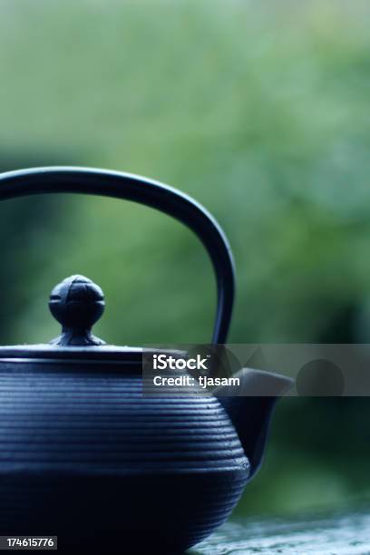 Teatime - zdjęcia stockowe i więcej obrazów Czajnik do herbaty - Naczynia stołowe - Czajnik do herbaty - Naczynia stołowe, Kultura chińska, Abstrakcja
