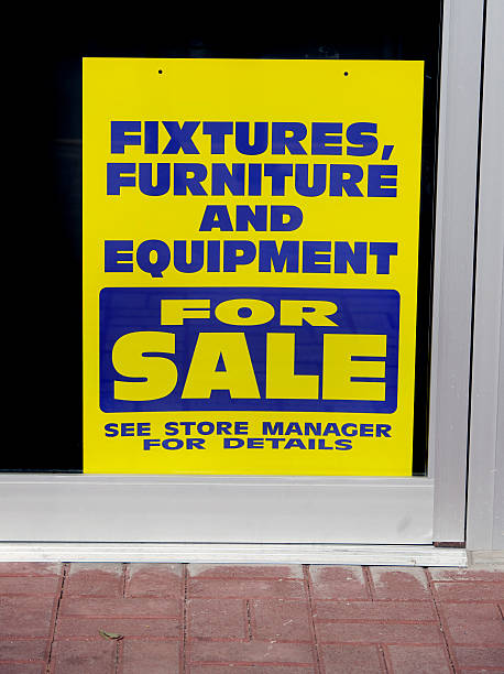 istock Going Out og Business Sign 174616069
