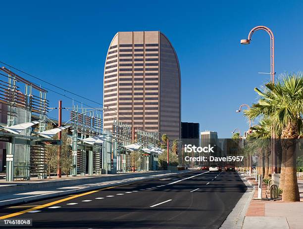 Central Avenue Em Midtown Phoenix - Fotografias de stock e mais imagens de Phoenix - Arizona - Phoenix - Arizona, Avenida, Cidade