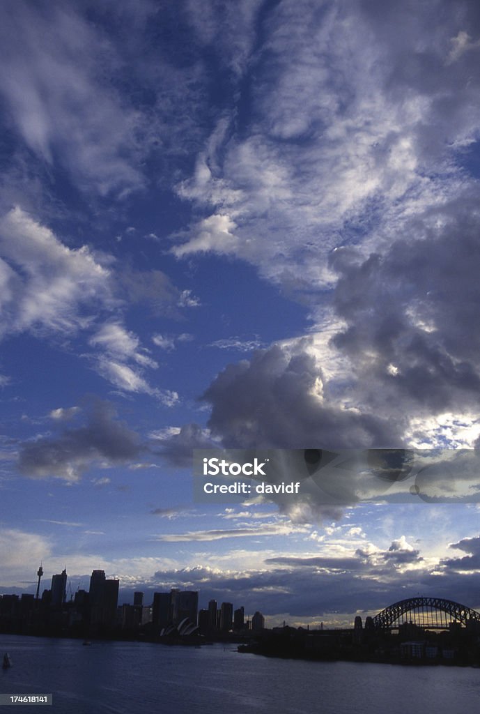 Nuvoloso Sydney - Foto stock royalty-free di Ambientazione esterna