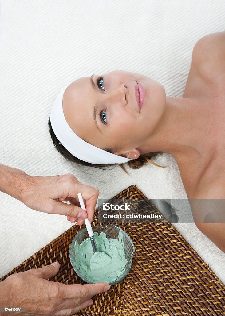 Trattamento viso spa - Foto stock royalty-free di Adulto