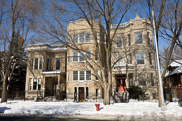 istock Vintage Chicago Apartment Building in Winter 174619498