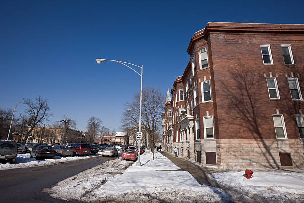 istock Chicago North Side Winter Street 174619757