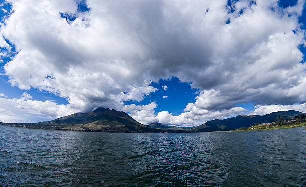 Cielo ecuatoriano - foto de stock