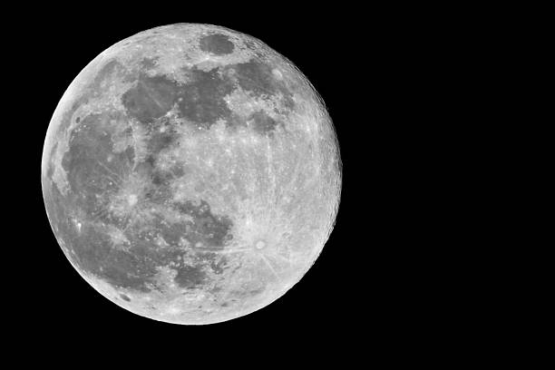 istock Brightest Full Moon of the Year 2008 174621441