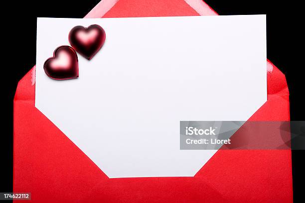 Foto de Carta Com Envelope Vermelho Chinês e mais fotos de stock de Envelope vermelho chinês - Envelope vermelho chinês, Vazio, Carta - Documento